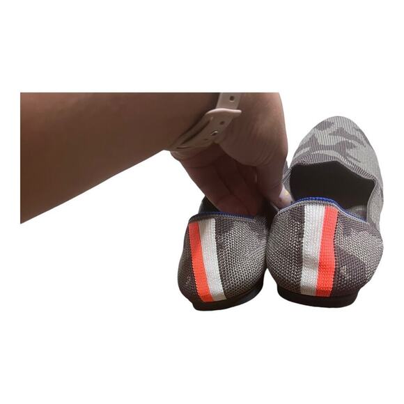 Rothy's Gray & Brown Mink Camo Print Round Toe Slip on Loafer Shoe Size 8 - Picture 3 of 8